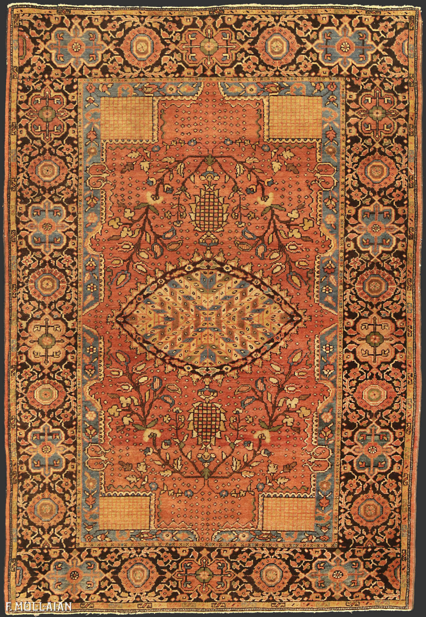 Antique Persian Saruk Farahan Rug n°:30592032